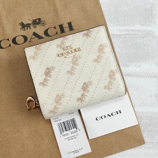 コーチ(COACH)の完売品!!COACH コーチ スナップウォレット 二つ折り財布 クリーム 馬車(財布)