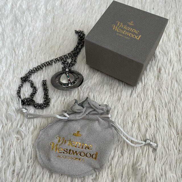 Vivienne Westwood(ヴィヴィアンウエストウッド)のいとうじゅんや様専用 レディースのアクセサリー(ネックレス)の商品写真