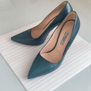 PRADA（ハイヒール/パンプス ・ グリーン・カーキ/緑色系）の