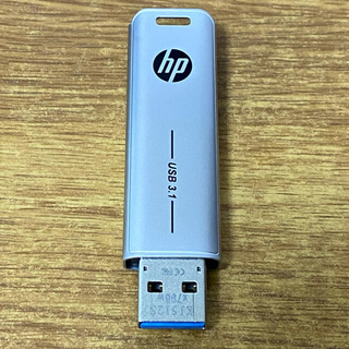 ヒューレットパッカード(HP)のHP USBメモリ 512GB USB 3.1 HPFD796L-512 GJP(PC周辺機器)