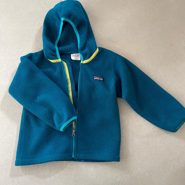 patagonia(パタゴニア)のパタゴニア  キッズ　フリース　3Ｔ キッズ/ベビー/マタニティのキッズ服男の子用(90cm~)(ジャケット/上着)の商品写真