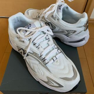 ニューバランス(New Balance)の1度使用 ほぼ新品 ニューバランス ML725B 25cm スニーカー ホワイト(スニーカー)