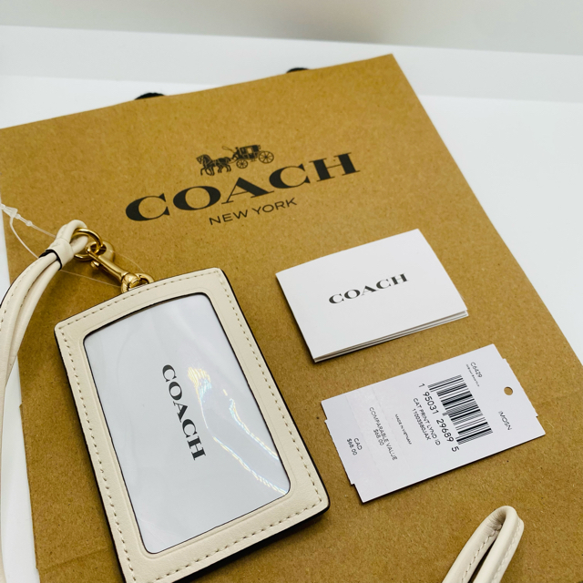 COACH(コーチ)のId Lanyard With Pop Floral Print レディースのファッション小物(パスケース/IDカードホルダー)の商品写真