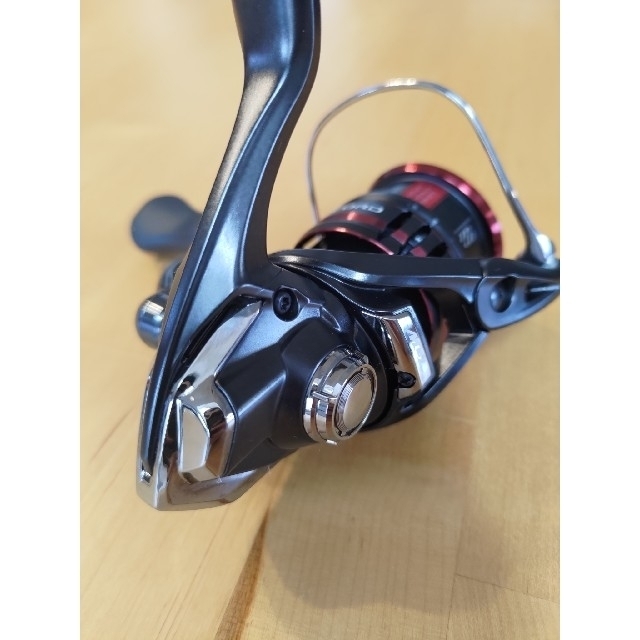 SHIMANO(シマノ)のシマノ 20ヴァンフォード C2000S スポーツ/アウトドアのフィッシング(リール)の商品写真