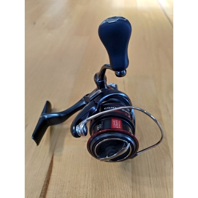 SHIMANO(シマノ)のシマノ 20ヴァンフォード C2000S スポーツ/アウトドアのフィッシング(リール)の商品写真