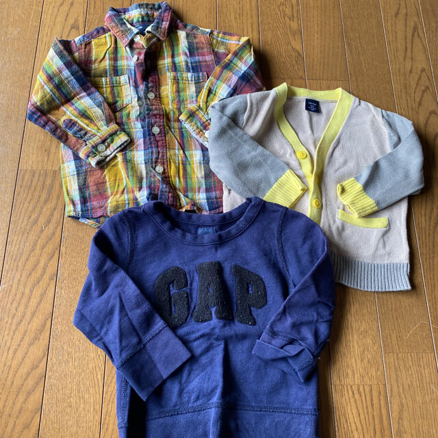babyGAP(ベビーギャップ)のベビーギャップ　冬服 キッズ/ベビー/マタニティのキッズ服男の子用(90cm~)(Tシャツ/カットソー)の商品写真