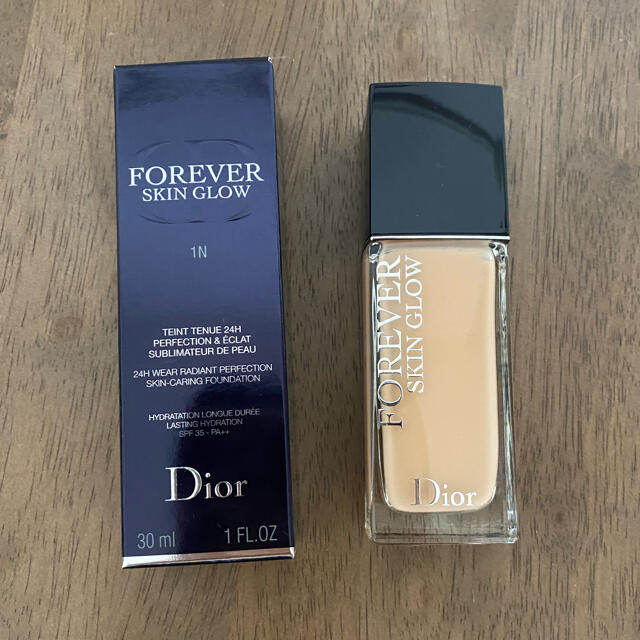 【新品未使用】Dior Forever skin glow 1N