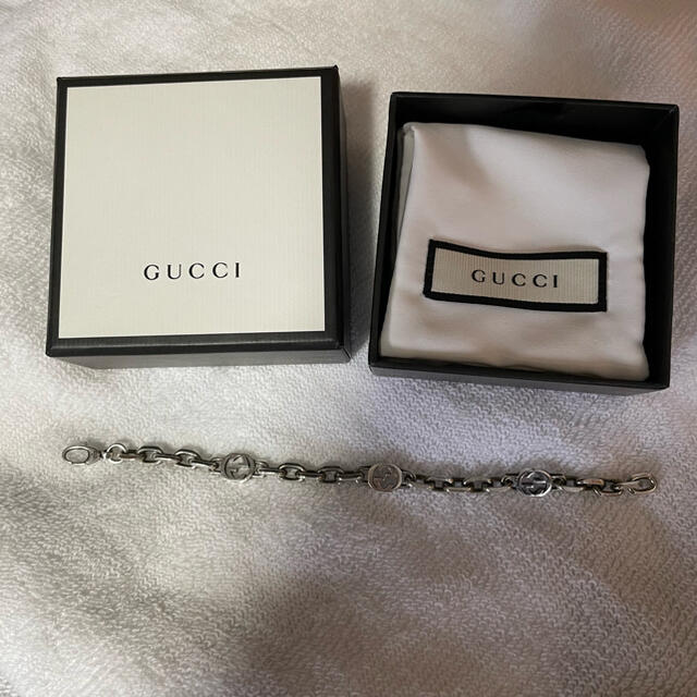 Gucci(グッチ)のグッチ インターロッキングG シルバー ブレスレット  メンズのアクセサリー(ブレスレット)の商品写真