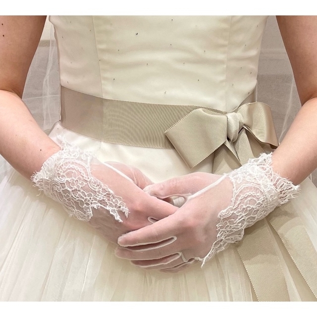 mirror mirror 結婚式　グローブ レディースのフォーマル/ドレス(ウェディングドレス)の商品写真