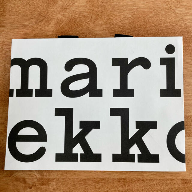 marimekko(マリメッコ)のマリメッコ　ショップ袋 レディースのバッグ(ショップ袋)の商品写真