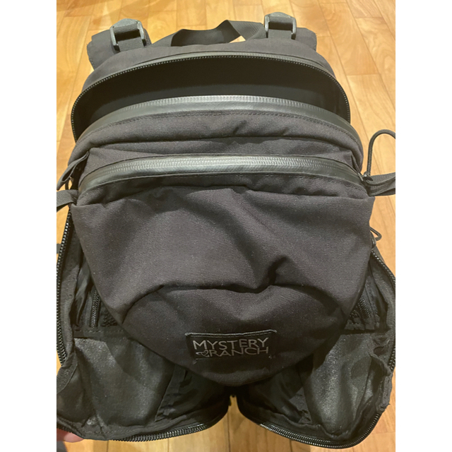 MYSTERY RANCH(ミステリーランチ)のミステリーランチ アーバンアサルト 24 メンズのバッグ(バッグパック/リュック)の商品写真