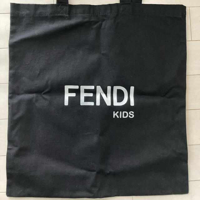 FENDI(フェンディ)のFENDI  KIDS ★非売品★トートバッグ キッズ/ベビー/マタニティのこども用バッグ(その他)の商品写真