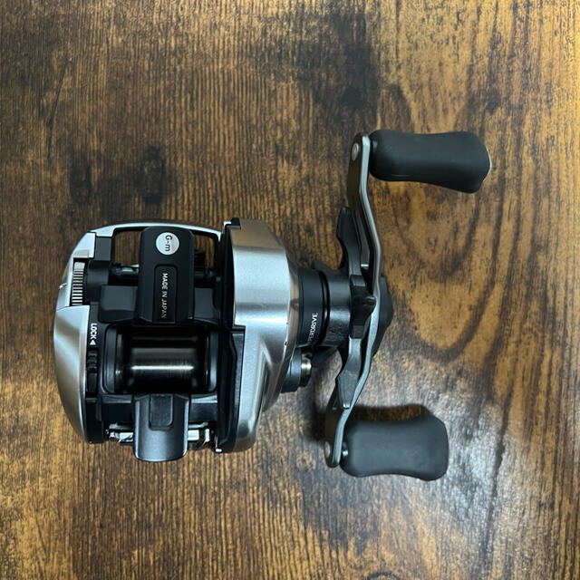 DAIWA(ダイワ)のまさる様専用ジリオン SV TW 1000HL 左ハンドル ギア比7.1 超美品 スポーツ/アウトドアのフィッシング(リール)の商品写真