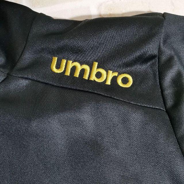 UMBRO(アンブロ)のアンブロ ナイロンジャケット ジャージ ワンポイントロゴ フード メンズのジャケット/アウター(ナイロンジャケット)の商品写真