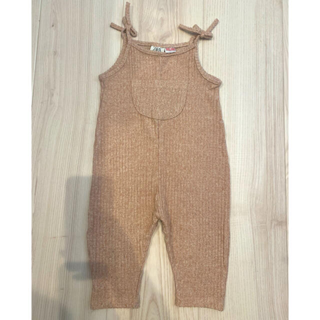 ZARA KIDS(ザラキッズ)のZAR AKIDS ベビーニットサロペット キッズ/ベビー/マタニティのキッズ服女の子用(90cm~)(パンツ/スパッツ)の商品写真