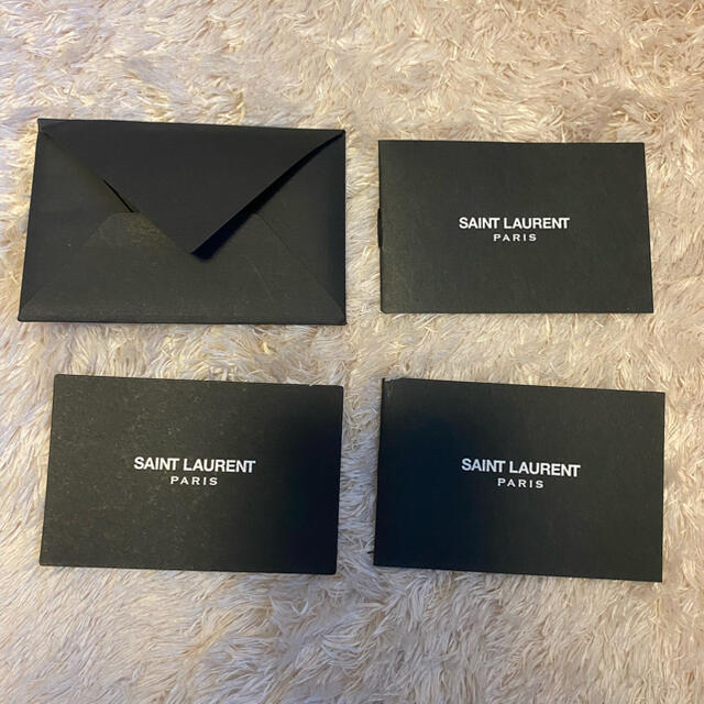 Saint Laurent(サンローラン)のYSL ラウンドショルダーバッグホワイト レディースのバッグ(ショルダーバッグ)の商品写真