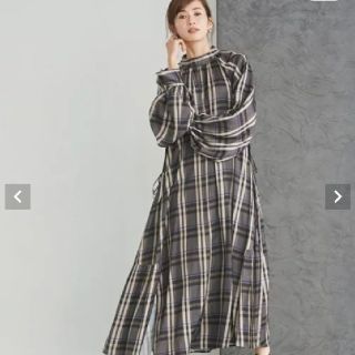 エミアトリエ(emmi atelier)の新品♡emmi atelier♡ハイネックバックリボンワンピース(ロングワンピース/マキシワンピース)