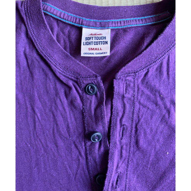 UNIQLO(ユニクロ)のユニクロメンズヘンリーネックロンT Sサイズ メンズのトップス(Tシャツ/カットソー(七分/長袖))の商品写真