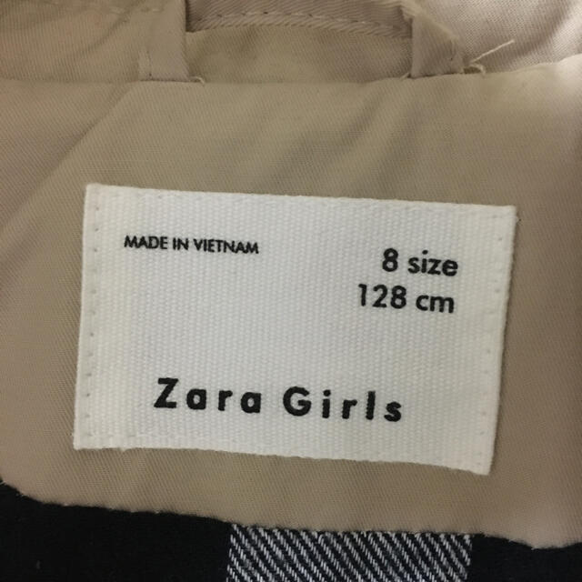 ZARA KIDS(ザラキッズ)のZARAキッズ トレンチコート ベージュ キッズ/ベビー/マタニティのキッズ服女の子用(90cm~)(コート)の商品写真