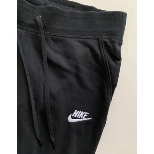 NIKE(ナイキ)の新品　NIKE ナイキ　スウェットパーカー　スウェットパンツ　上下セット レディースのレディース その他(セット/コーデ)の商品写真