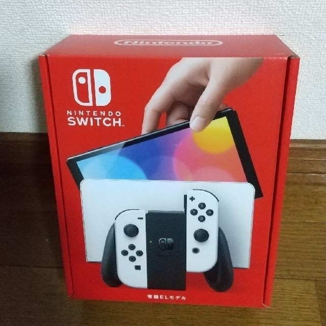 Nintendo Switch(ニンテンドースイッチ)のNintendo Switch  (有機ELモデル)ホワイト エンタメ/ホビーのゲームソフト/ゲーム機本体(家庭用ゲーム機本体)の商品写真