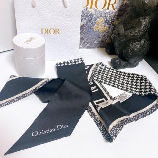 ディオール Christian Dior コーデ バンダナ スカーフ レディース の通販 26点 クリスチャンディオール のレディースを買うならラクマ