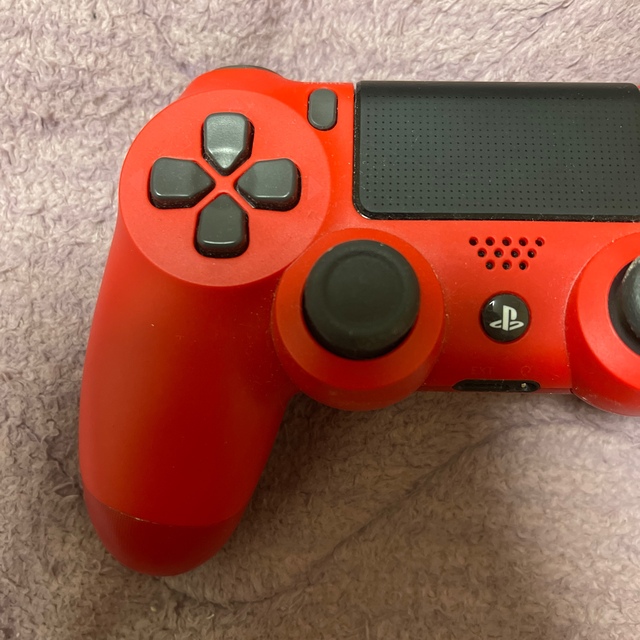 PlayStation4(プレイステーション4)のデュアルショック4 ジャンク品 エンタメ/ホビーのゲームソフト/ゲーム機本体(家庭用ゲーム機本体)の商品写真