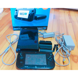 ニンテンドウ(任天堂)の【れいやぽん様専用】WiiU プレミアムセット(kuro) 32GB(家庭用ゲーム機本体)