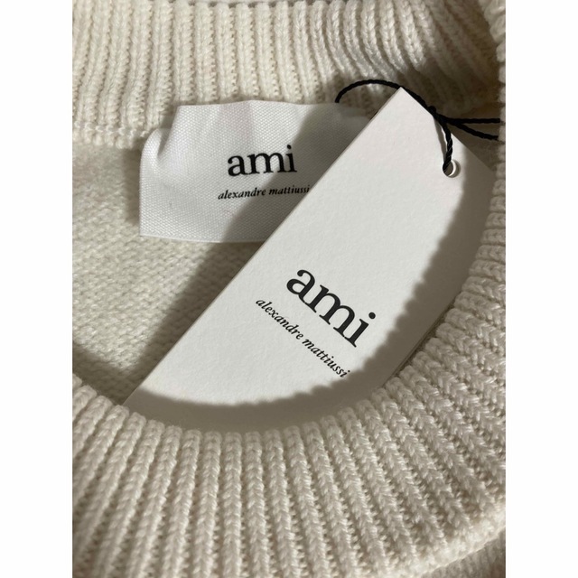 ami(アミ)の新品　アミ　AMI オーバーサイズ　クルーネックセーター　100%バージンウール メンズのトップス(ニット/セーター)の商品写真