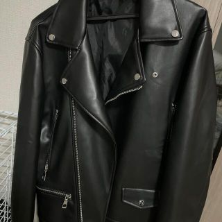 ザラ(ZARA)のZARA ライダース　サイズＬ(ライダースジャケット)