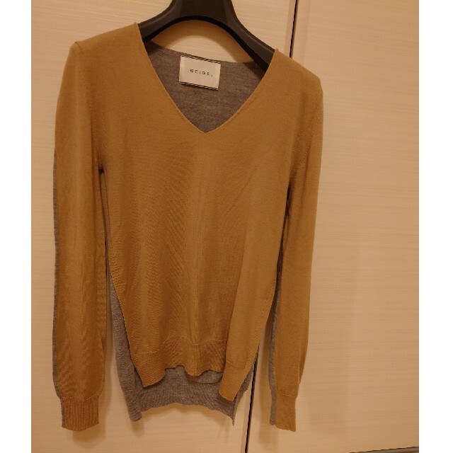 ベイジ　beige  ニット　サイズ2 レディースのトップス(ニット/セーター)の商品写真