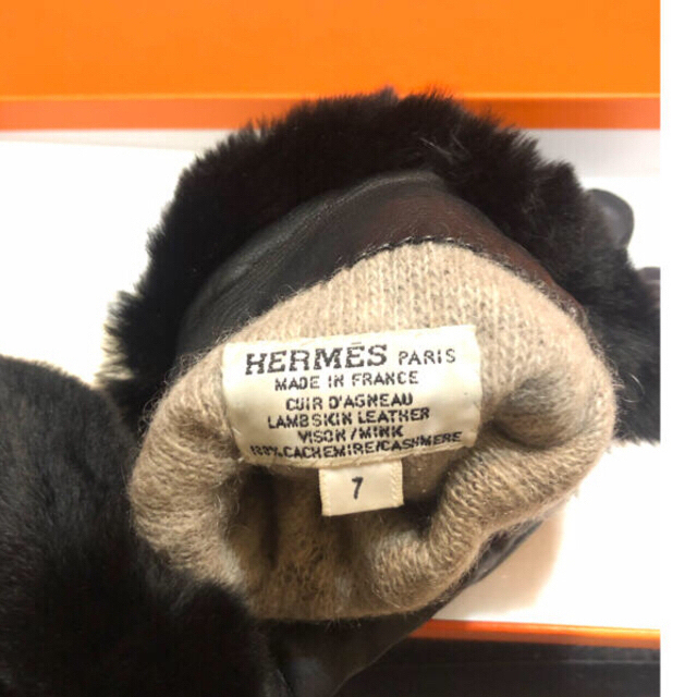 Hermes(エルメス)のお値下げ価格HERMES ケリー プリンセス 手袋　ラムスキン.ミンク レディースのファッション小物(手袋)の商品写真