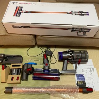 ダイソン(Dyson)のダイソン　V10 クリーナー(掃除機)