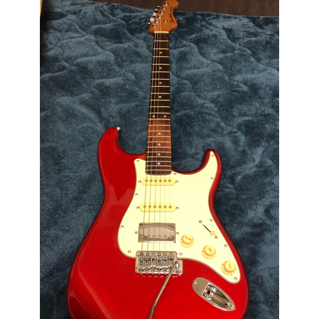 Fender(フェンダー)のBacchus BST-2 RSM/R CAR 楽器のギター(エレキギター)の商品写真