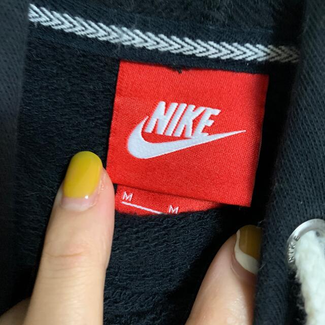 NIKE(ナイキ)のナイキ　レディース　Ｍ レディースのトップス(パーカー)の商品写真