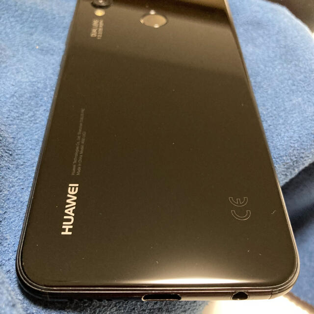 HUAWEI(ファーウェイ)の【ブラック】HUAWEI P20 lite SIMフリー スマホ/家電/カメラのスマートフォン/携帯電話(スマートフォン本体)の商品写真