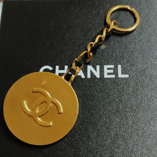 CHANEL(シャネル)のCHANEL　キーホルダー　ヴィンテージ　ココマーク レディースのファッション小物(キーホルダー)の商品写真