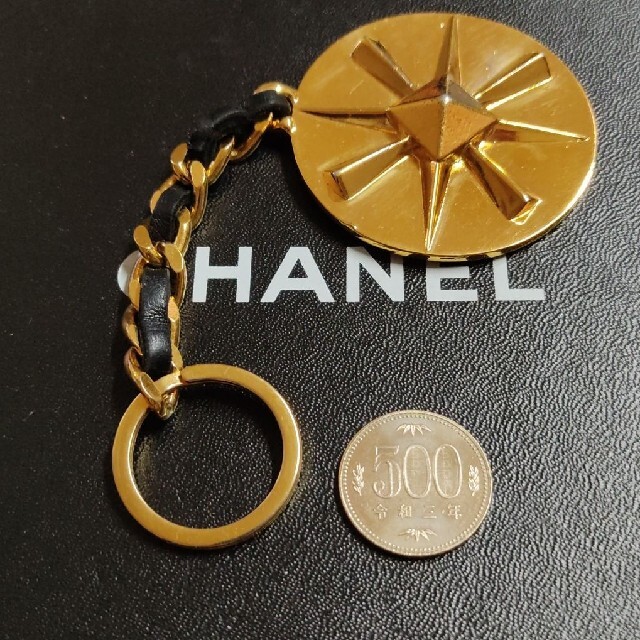 CHANEL(シャネル)のCHANEL　キーホルダー　ヴィンテージ　ココマーク レディースのファッション小物(キーホルダー)の商品写真