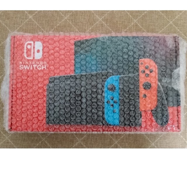 ニンテンドースイッチ　JOY-CON ネオンブルー/ネオンレッド