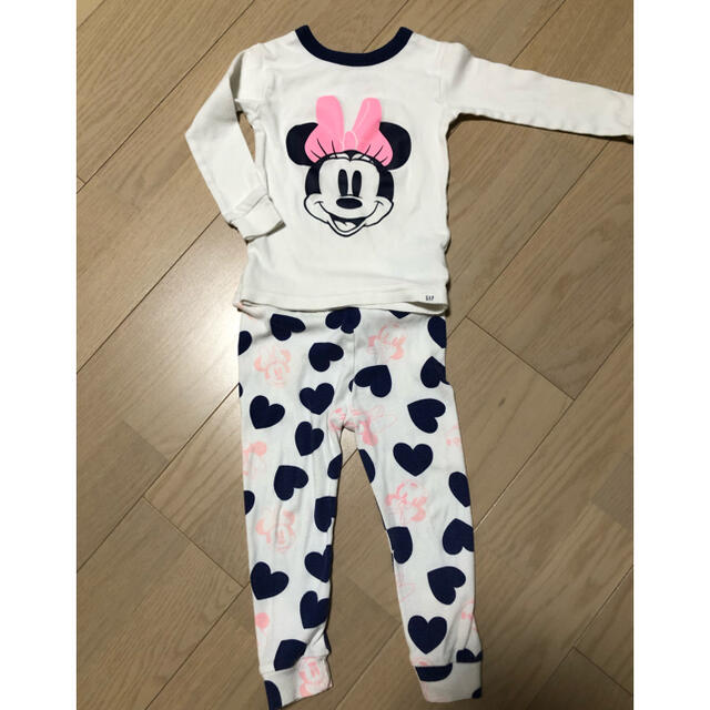 babyGAP(ベビーギャップ)の【なーたん様専用】GAP（ディズニー）ミニーパジャマ【2歳】 キッズ/ベビー/マタニティのキッズ服女の子用(90cm~)(パジャマ)の商品写真