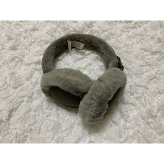 UGG(イヤーマフ ・ グレー/灰色系)のフリマアイテム一覧 UGG(イヤーマフ ・ グレー/灰色系)のフリマアイテム一覧
