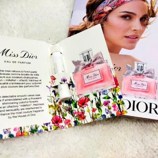 ディオール(Dior)の【匿名配送】Dior 香水 サンプル ディオール パンフレット フレグランス(香水(女性用))