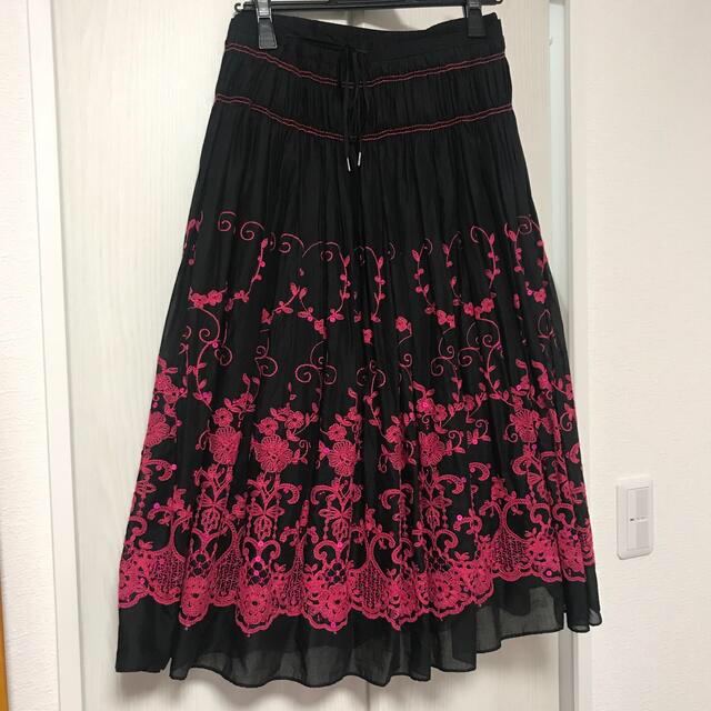 ジェーンマープル ドンルサロン 刺繍ロングスカート - ロングスカート
