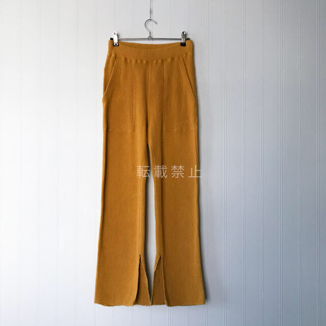 PHEENY(フィーニー)のPHEENY Big waffle slit pants サーマル パンツ   レディースのパンツ(カジュアルパンツ)の商品写真