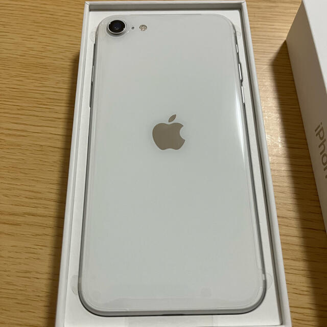 iPhone SE 第2世代 64GB ホワイト iPhone SE 第2世代 64GB ホワイト