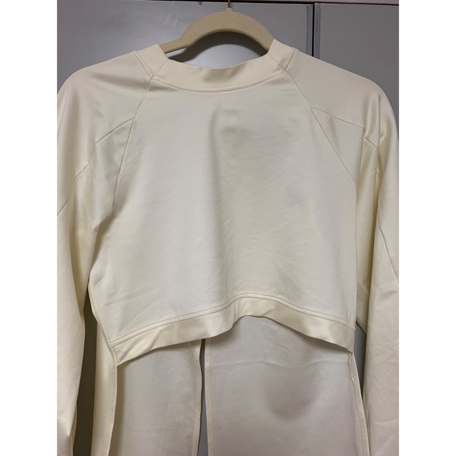 専用leinwande Puff-sleeve Sweat Top