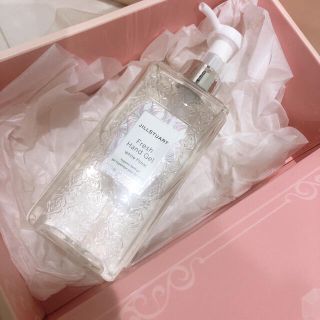 ジルスチュアート(JILLSTUART)のジルスチュアート　フレッシュハンドジェル　ホワイトフローラル新品　ハンドクリーム(ハンドクリーム)