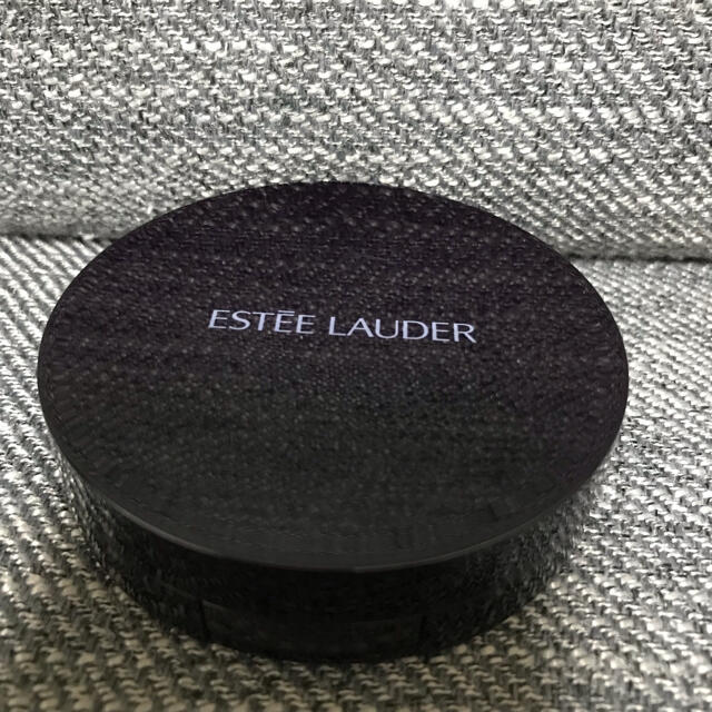 Estee Lauder(エスティローダー)のエスティーローダー　プレスト　パウダー　トランスルーセント コスメ/美容のベースメイク/化粧品(フェイスパウダー)の商品写真