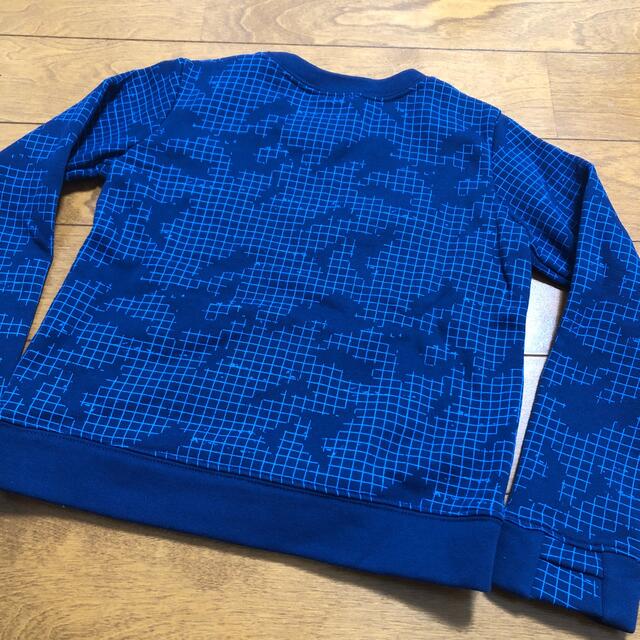 NIKE(ナイキ)のNIKE トレーナー　100 キッズ/ベビー/マタニティのキッズ服男の子用(90cm~)(Tシャツ/カットソー)の商品写真