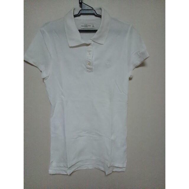 Abercrombie&Fitch(アバクロンビーアンドフィッチ)のアバクロ　ポロシャツ　白　サイズＳ　ｋ レディースのトップス(ポロシャツ)の商品写真